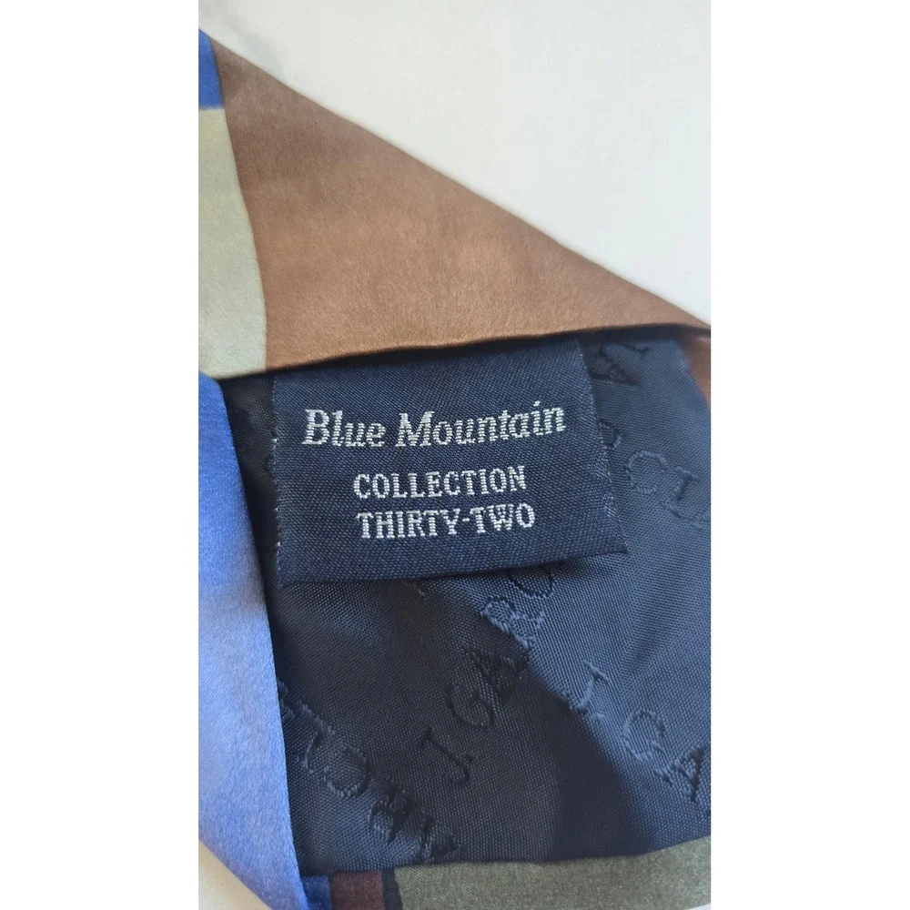 J Garcia Blue Mountain Collection 32 Silk Tie Geometric Diamond Blue Brown 1996